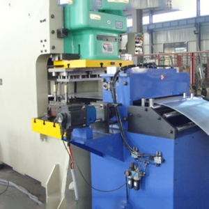 電纜橋架生產(chǎn)線設(shè)備 安裝和操作簡便