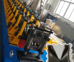 管廊支架成型設(shè)備