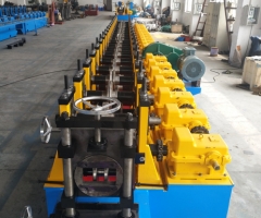 管廊支架成型設(shè)備