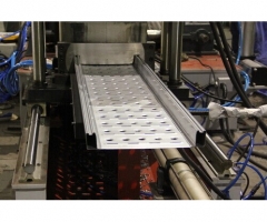 腳踏板成型設(shè)備