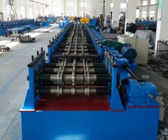 腳踏板成型設(shè)備