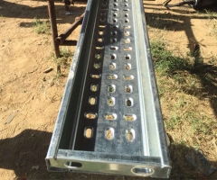 腳踏板成型設(shè)備