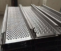 腳踏板成型設(shè)備