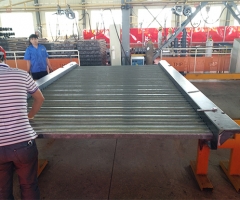 立體浪板成型設(shè)備