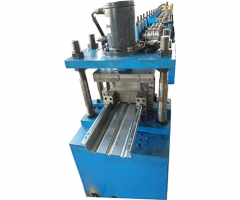 立體浪板成型設(shè)備