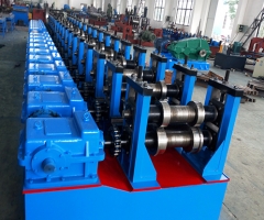 立體浪板成型設(shè)備