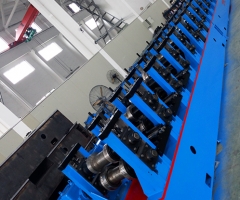 立體浪板成型設(shè)備