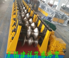 公路護(hù)欄板成型設(shè)備