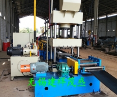 高速公路護欄成型機