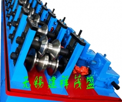 高速公路護欄成型機