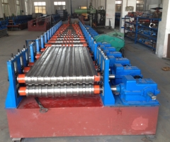 蘇州改裝汽車(chē)型材成型機(jī)