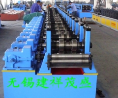 梯邊電纜橋架成型設(shè)備