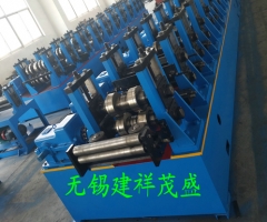 梯邊電纜橋架成型設(shè)備