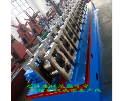 電梯立柱成型設(shè)備