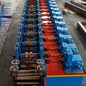 抗震支架成型設(shè)備