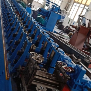 抗震支架成型設(shè)備