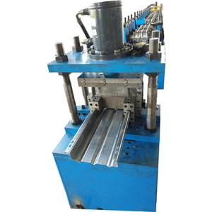 立體浪板成型設(shè)備