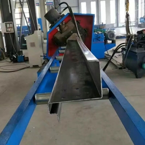 立體浪板成型設(shè)備