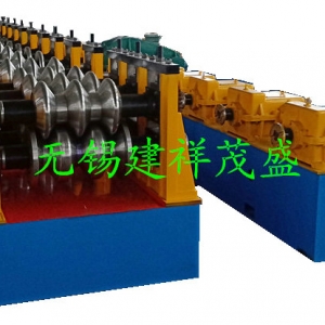 三波護欄板成型設(shè)備