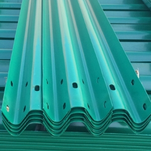 高速公路護欄成型機