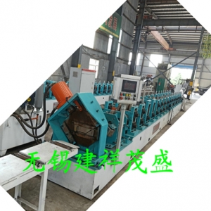 無錫改裝汽車型材成型機(jī)