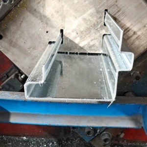 集成房屋底梁型鋼成型機(jī)