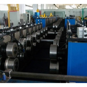 槽式電纜橋架成型設(shè)備