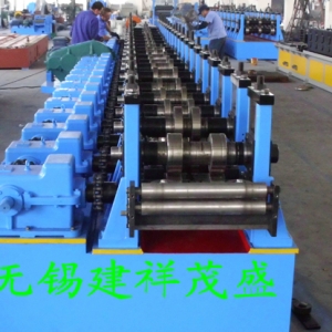 梯邊電纜橋架成型設(shè)備