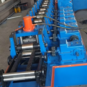 梯邊電纜橋架成型設(shè)備