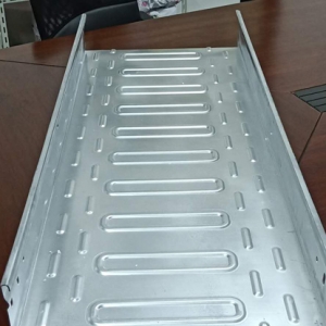 弱電橋架成型設(shè)備