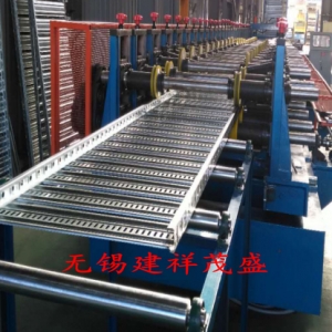 強(qiáng)電橋架成型設(shè)備