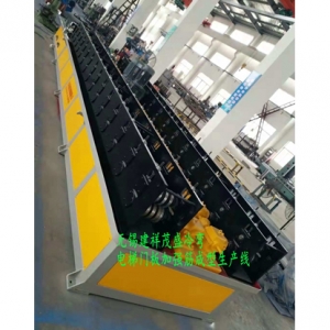 電梯門板成型設(shè)備