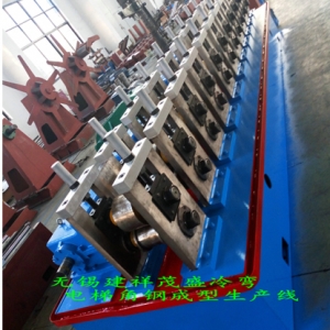 電梯立柱成型設(shè)備