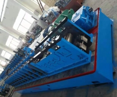 不銹鋼導(dǎo)軌成型機(jī)