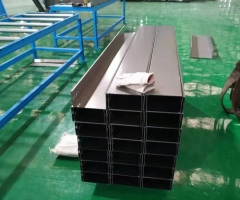 電纜橋架設(shè)備