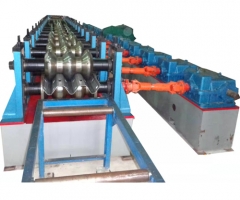 三波護(hù)欄板成型設(shè)備