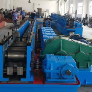 不銹鋼導(dǎo)軌成型機(jī)