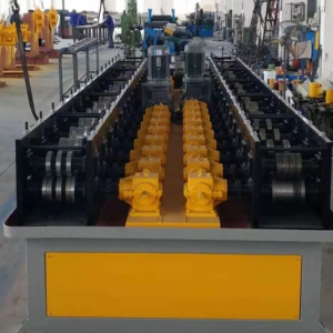 電梯型材成型設(shè)備