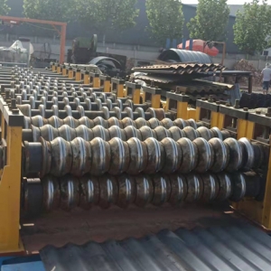 鋼板倉成型設(shè)備