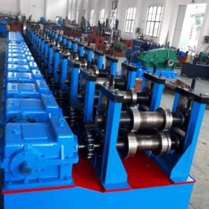 立體浪板成型設(shè)備