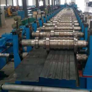 立體浪板成型設(shè)備