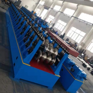 宜興三波護(hù)欄板成型設(shè)備