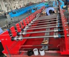 模壓橋架成型設(shè)備