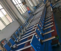 模壓橋架成型設(shè)備