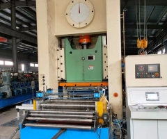 模壓橋架成型設(shè)備