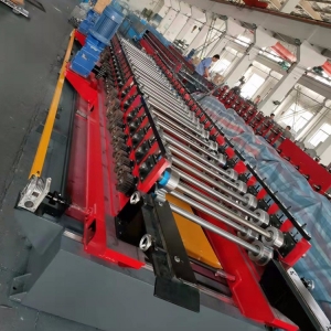 模壓橋架成型設(shè)備