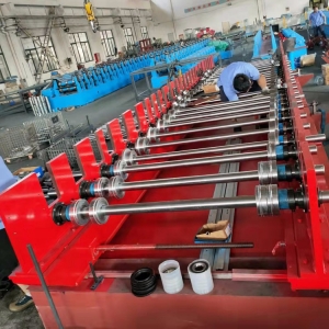 模壓橋架成型設(shè)備