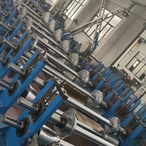 模壓橋架成型設(shè)備