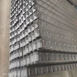 模壓橋架成型設(shè)備