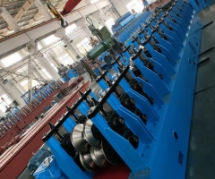 護欄板成型設(shè)備